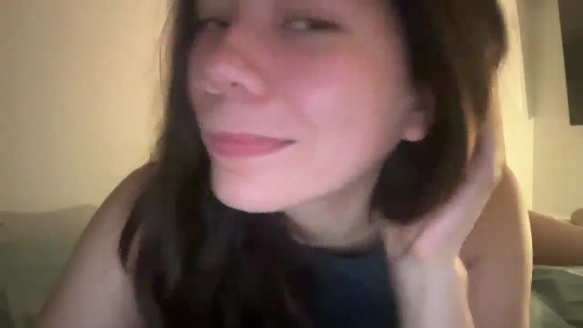 Gallery image thumbnail from imava's myfreecams stream on, 07/16/2025, 15:24 image 19 of 20