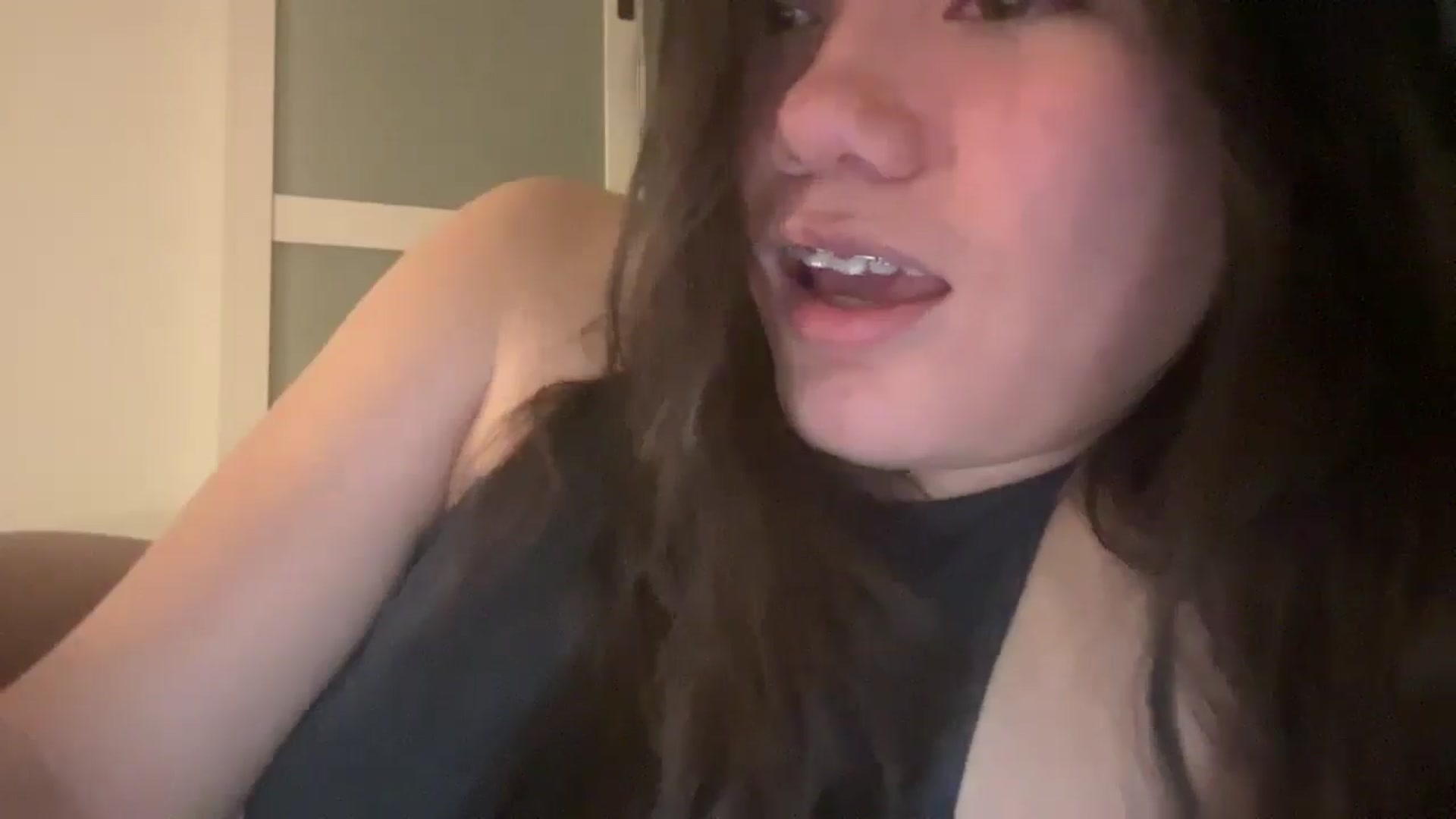 Gallery image thumbnail from imava's myfreecams stream on, 07/16/2025, 16:46 image 16 of 20