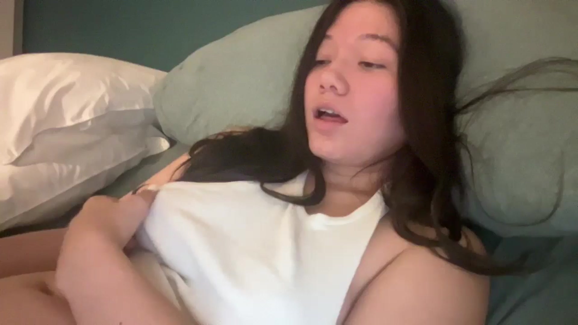 Gallery image thumbnail from imava's myfreecams stream on, 07/19/2025, 06:07 image 19 of 20