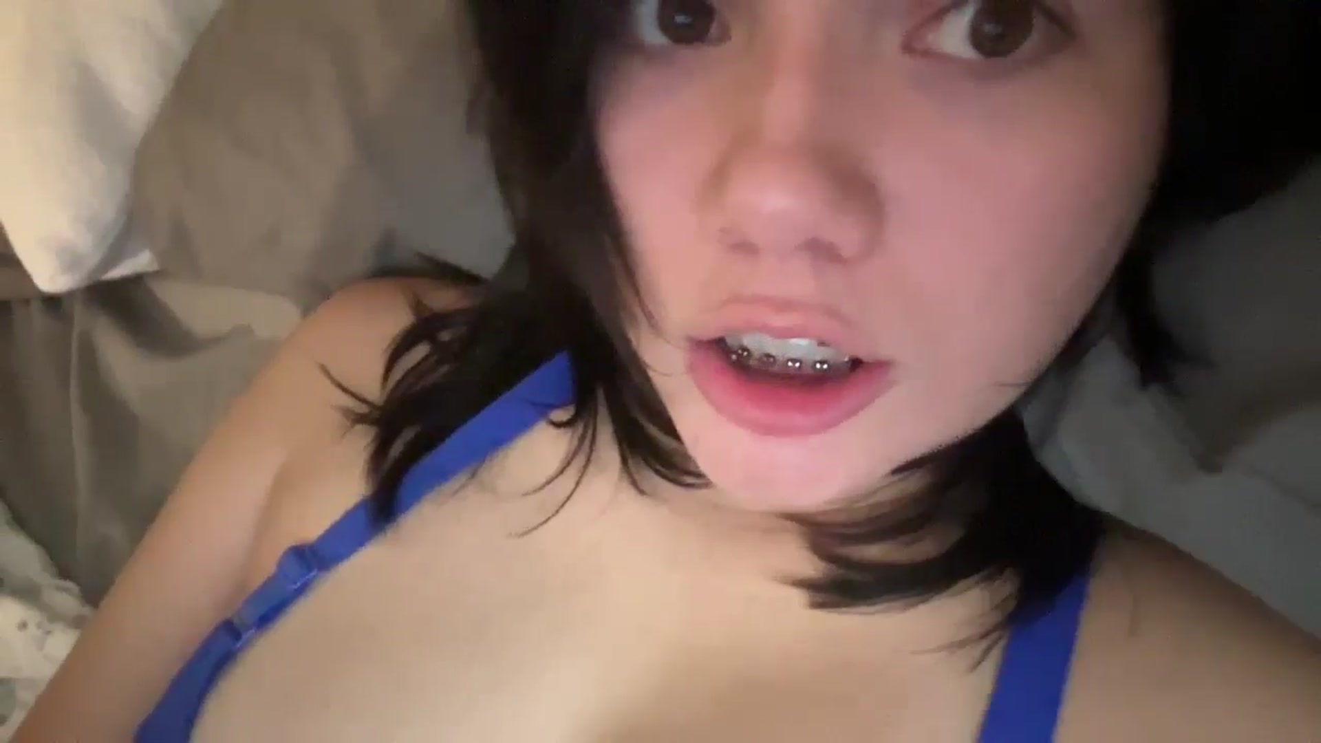 Gallery image thumbnail from imava's myfreecams stream on, 08/05/2025, 21:06 image 18 of 20