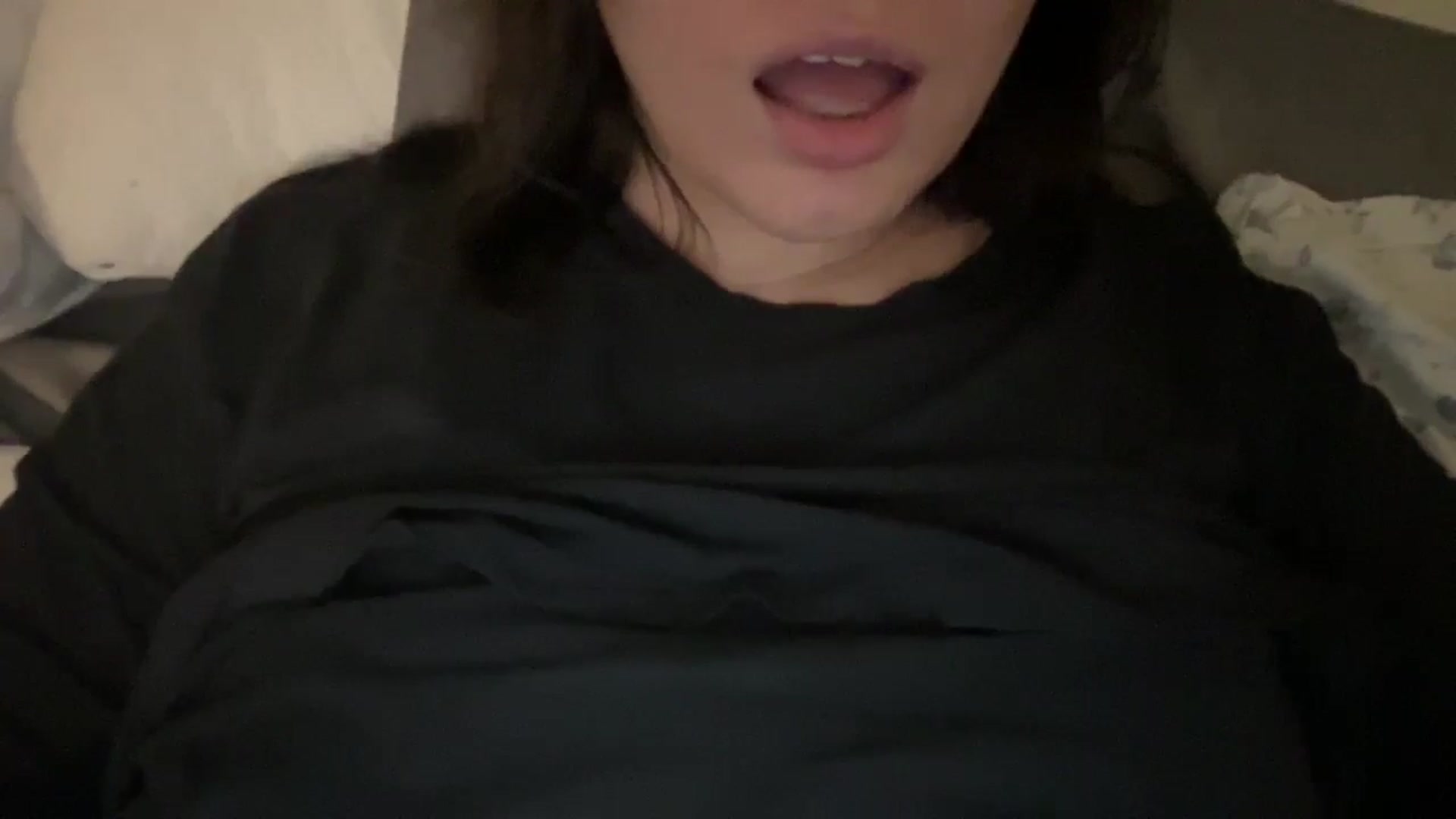 Gallery image thumbnail from imava's myfreecams stream on, 08/07/2025, 04:44 image 5 of 20
