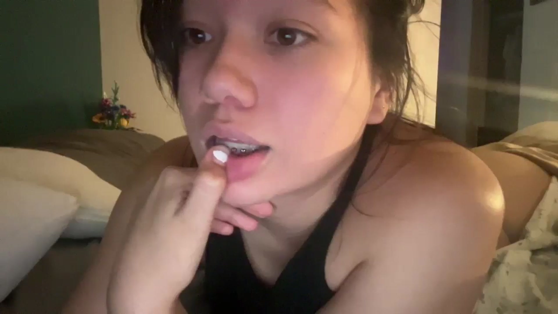 Gallery image thumbnail from imava's myfreecams stream on, 08/07/2025, 19:39 image 16 of 20