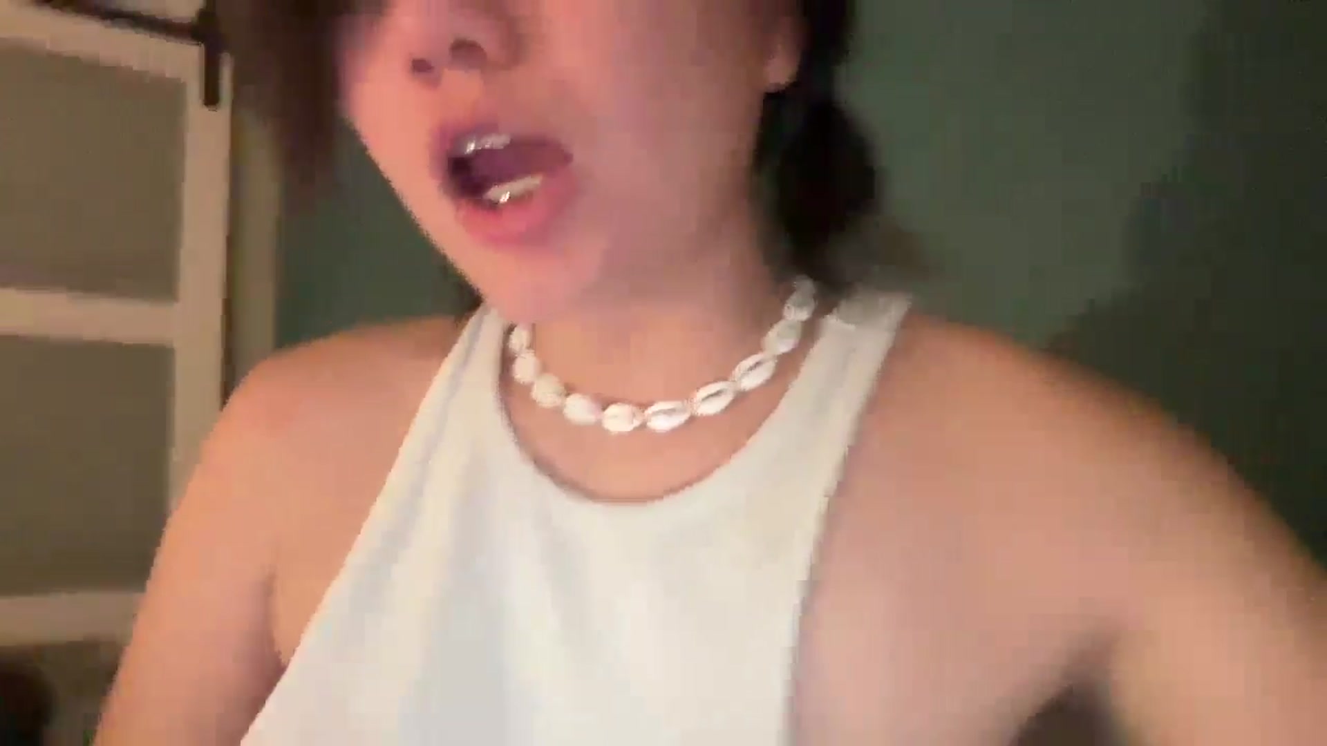 Gallery image thumbnail from imava's myfreecams stream on, 08/27/2025, 05:14 image 4 of 20