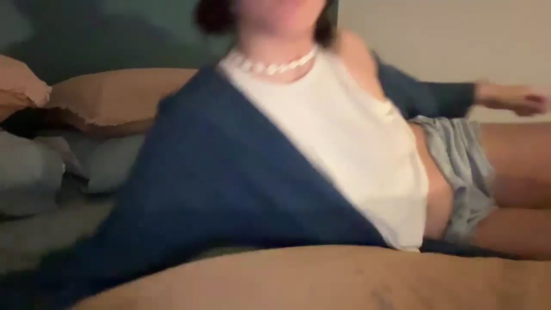 Gallery image thumbnail from imava's myfreecams stream on, 08/27/2025, 05:14 image 1 of 20