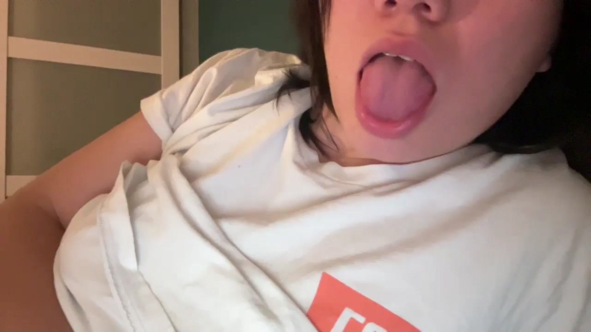 Gallery image thumbnail from imava's myfreecams stream on, 08/28/2025, 18:34 image 20 of 20