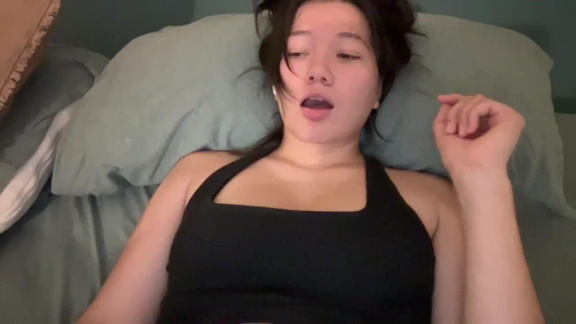 Gallery image thumbnail from imava's myfreecams stream on, 08/30/2025, 24:01 image 14 of 20