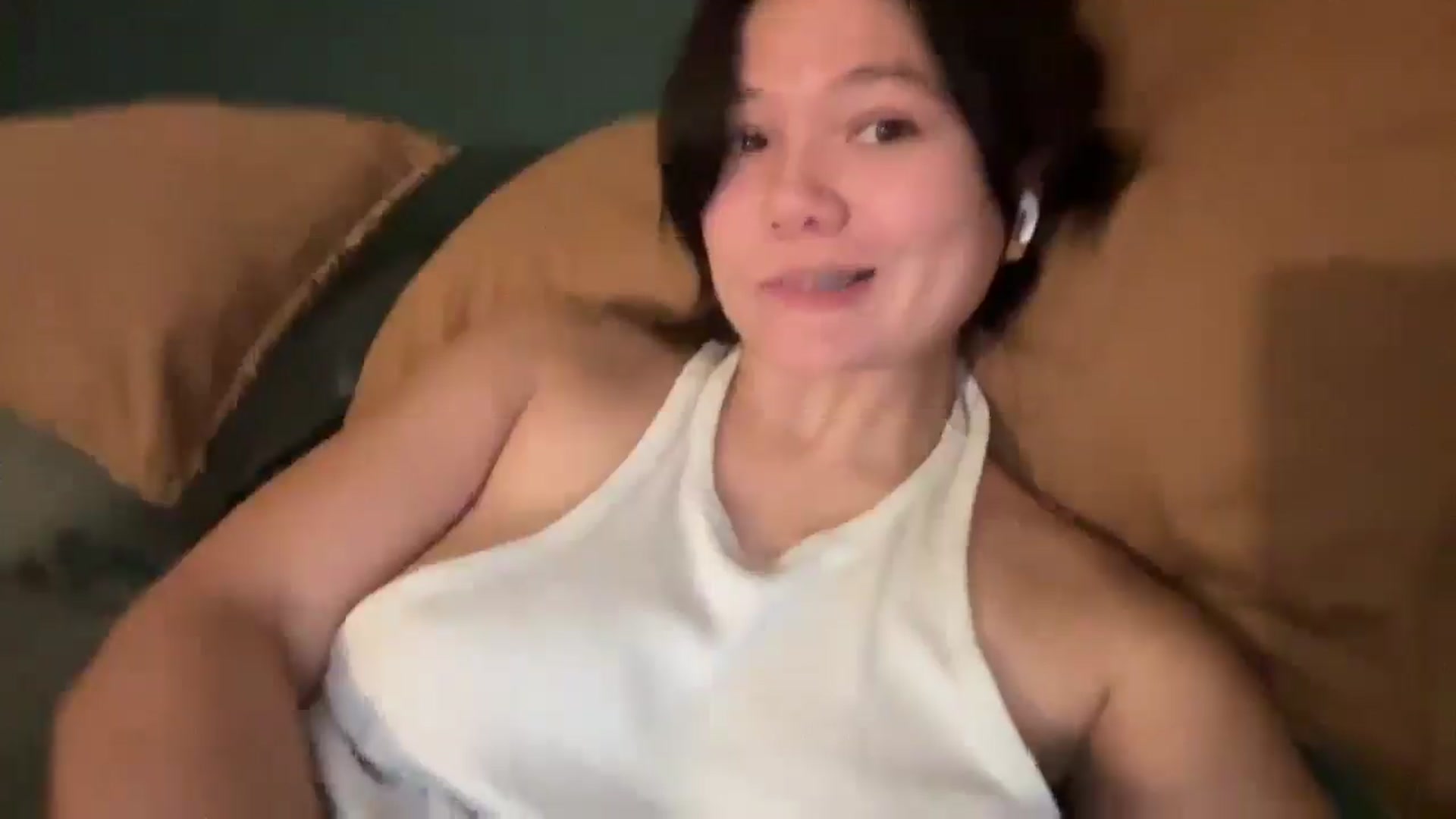 Gallery image thumbnail from imava's myfreecams stream on, 09/11/2025, 02:28 image 2 of 20