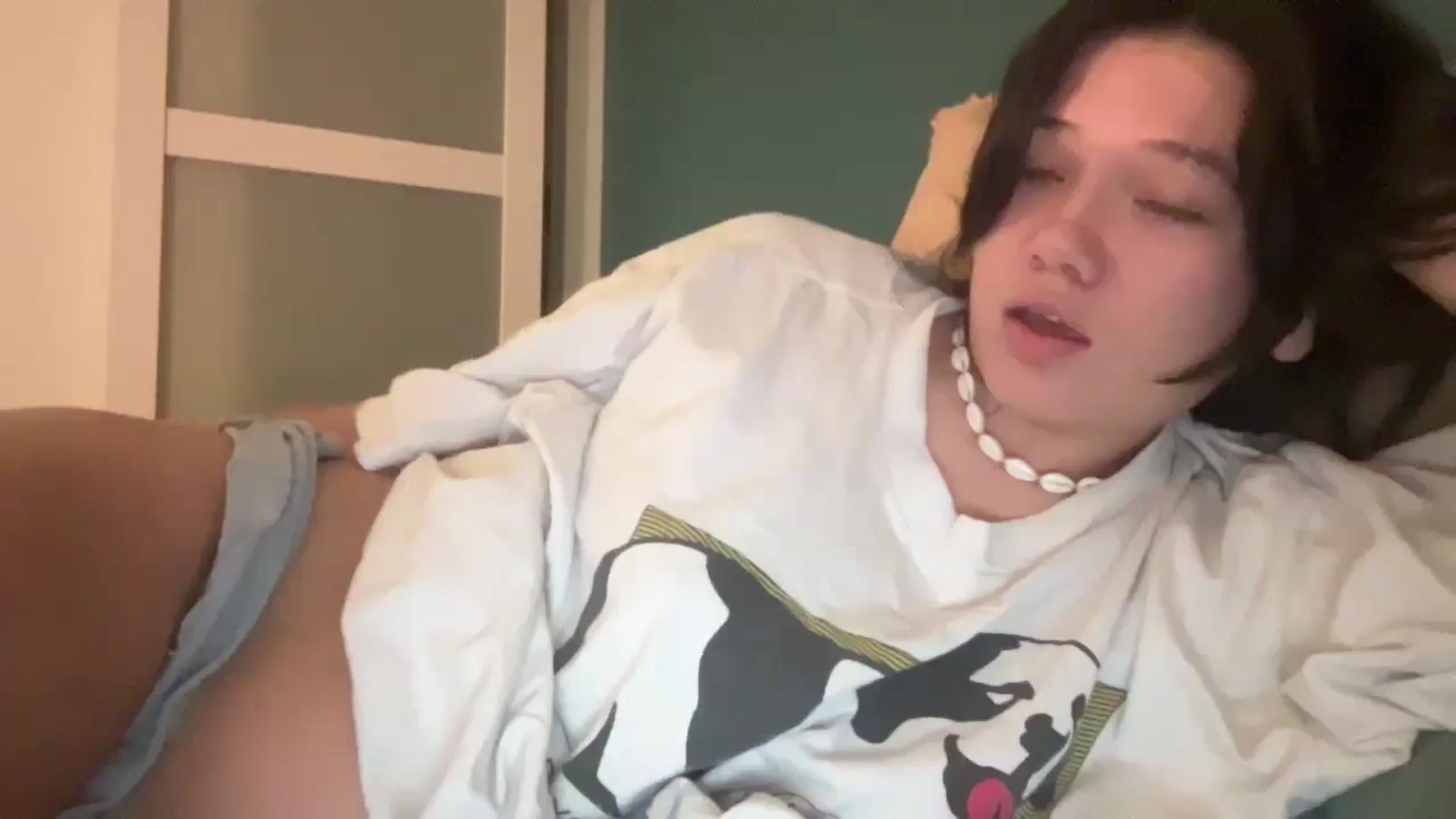 Gallery image thumbnail from imava's myfreecams stream on, 09/23/2025, 01:43 image 13 of 20