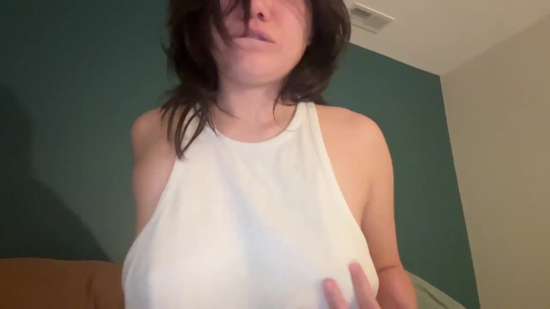 Gallery image thumbnail from imava's myfreecams stream on, 10/10/2025, 20:23 image 18 of 20