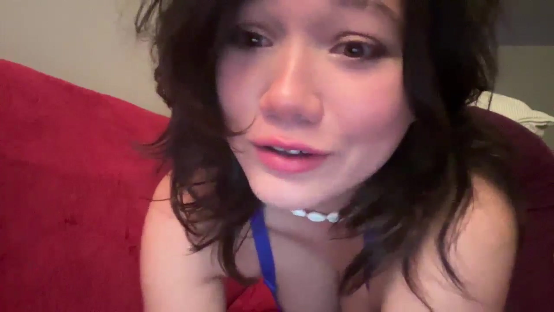 Gallery image thumbnail from imava's myfreecams stream on, 10/15/2025, 04:39 image 9 of 20