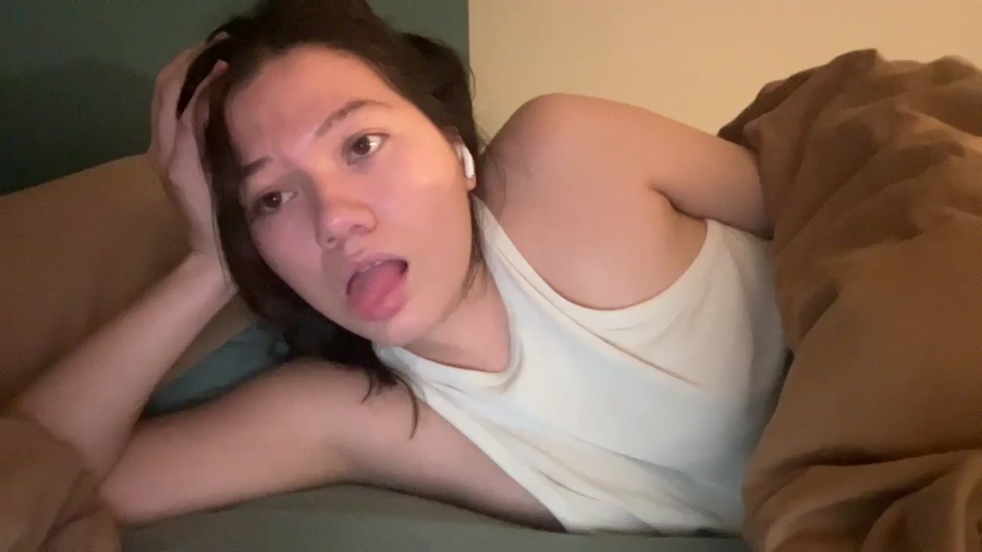 Gallery image thumbnail from imava's myfreecams stream on, 10/23/2025, 09:19 image 14 of 20