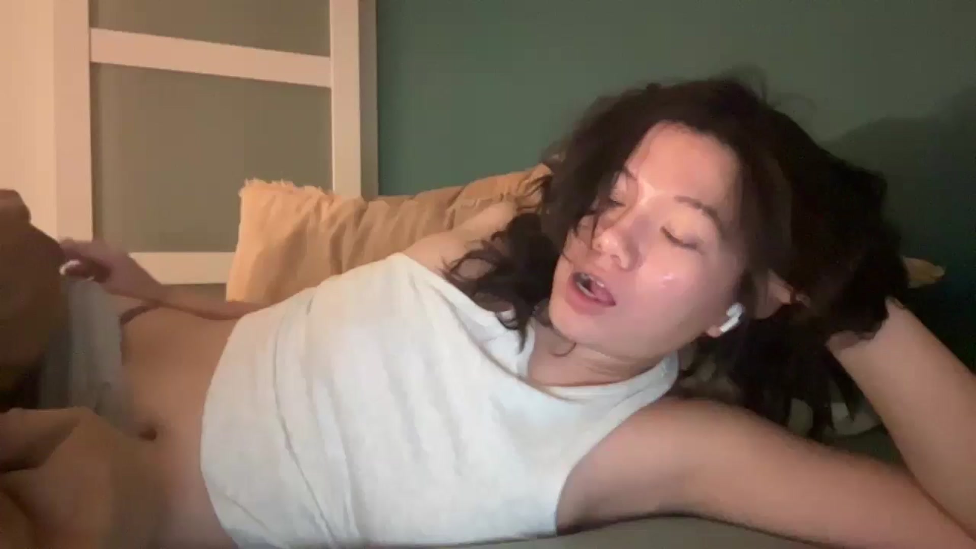 Gallery image thumbnail from imava's myfreecams stream on, 10/29/2025, 07:51 image 8 of 20