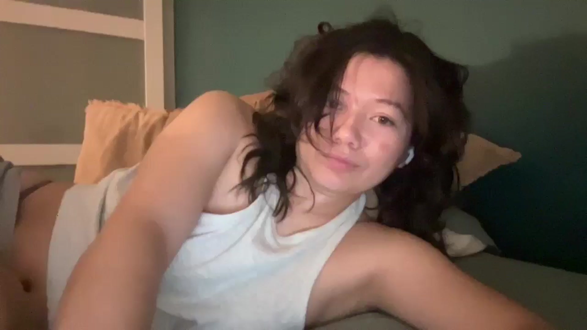 Gallery image thumbnail from imava's myfreecams stream on, 10/29/2025, 07:51 image 10 of 20