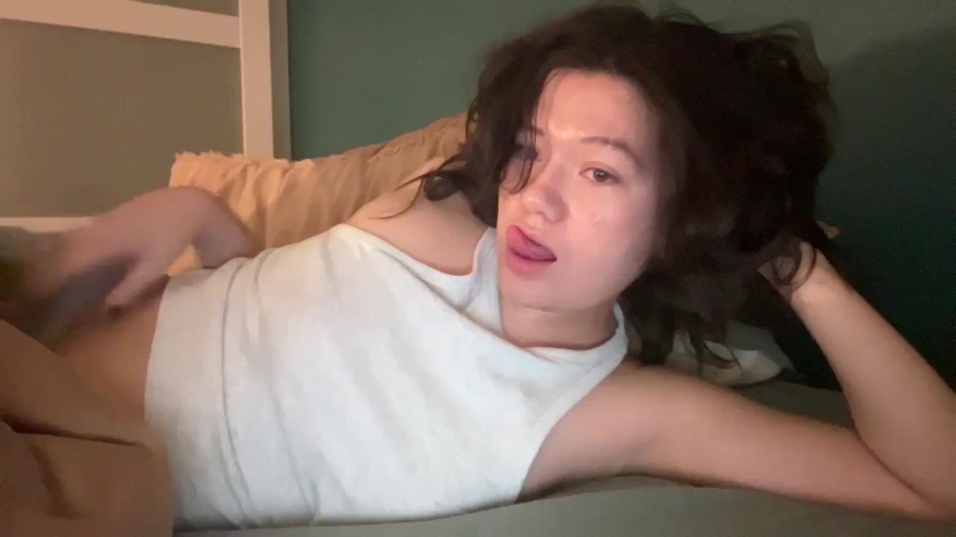 Gallery image thumbnail from imava's myfreecams stream on, 10/29/2025, 07:51 image 18 of 20