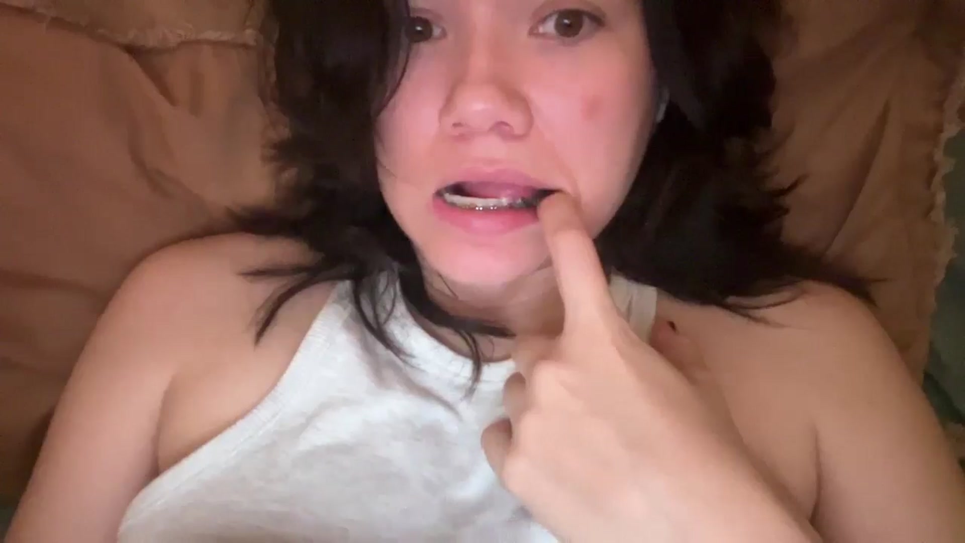 Gallery image thumbnail from imava's myfreecams stream on, 10/29/2025, 08:29 image 5 of 20
