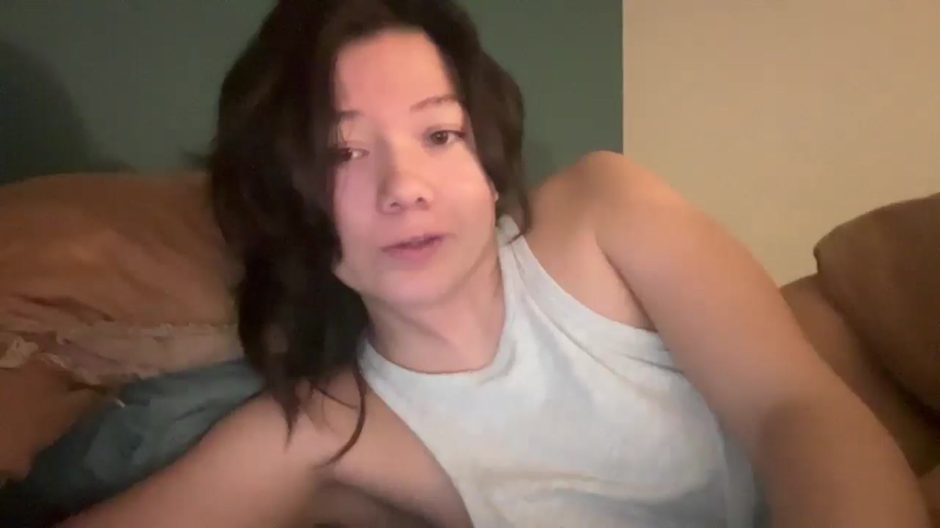 Gallery image thumbnail from imava's myfreecams stream on, 10/29/2025, 22:04 image 9 of 20