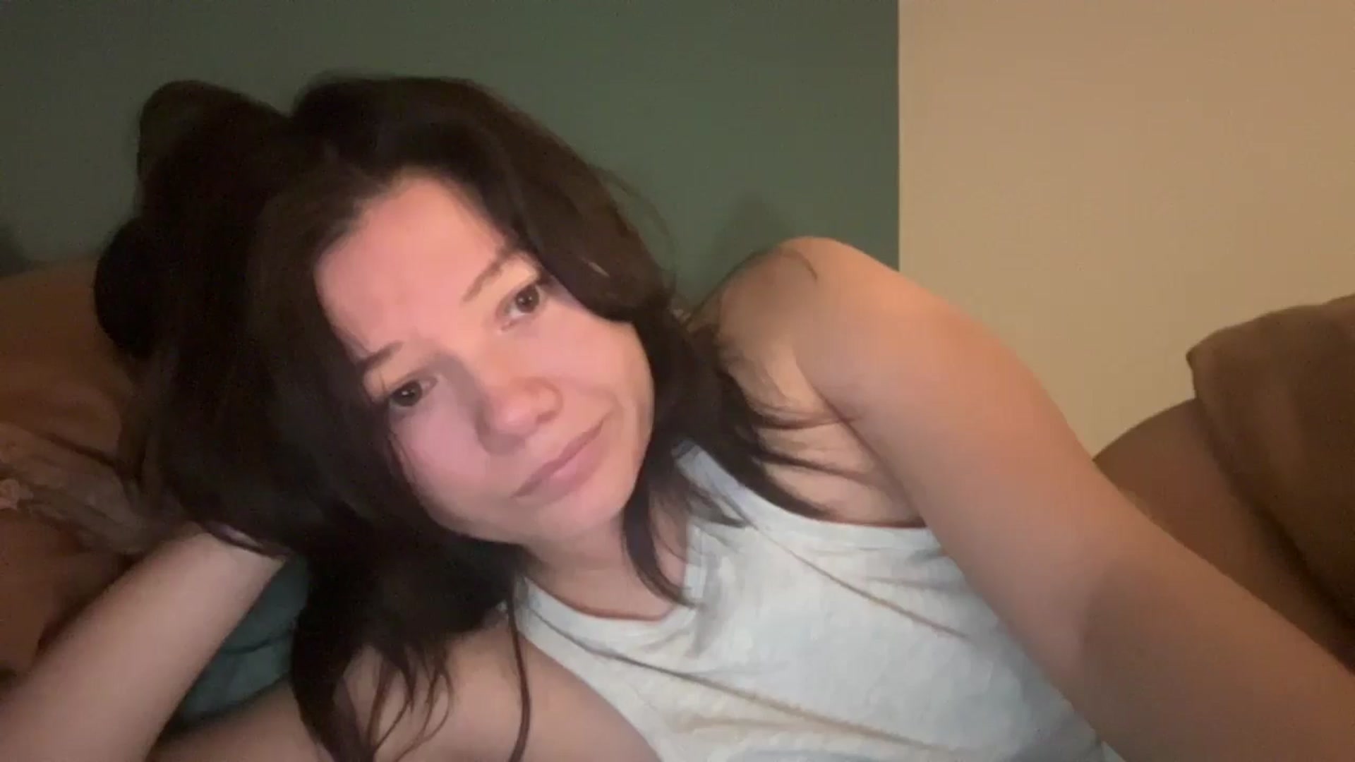 Gallery image thumbnail from imava's myfreecams stream on, 10/29/2025, 22:04 image 10 of 20
