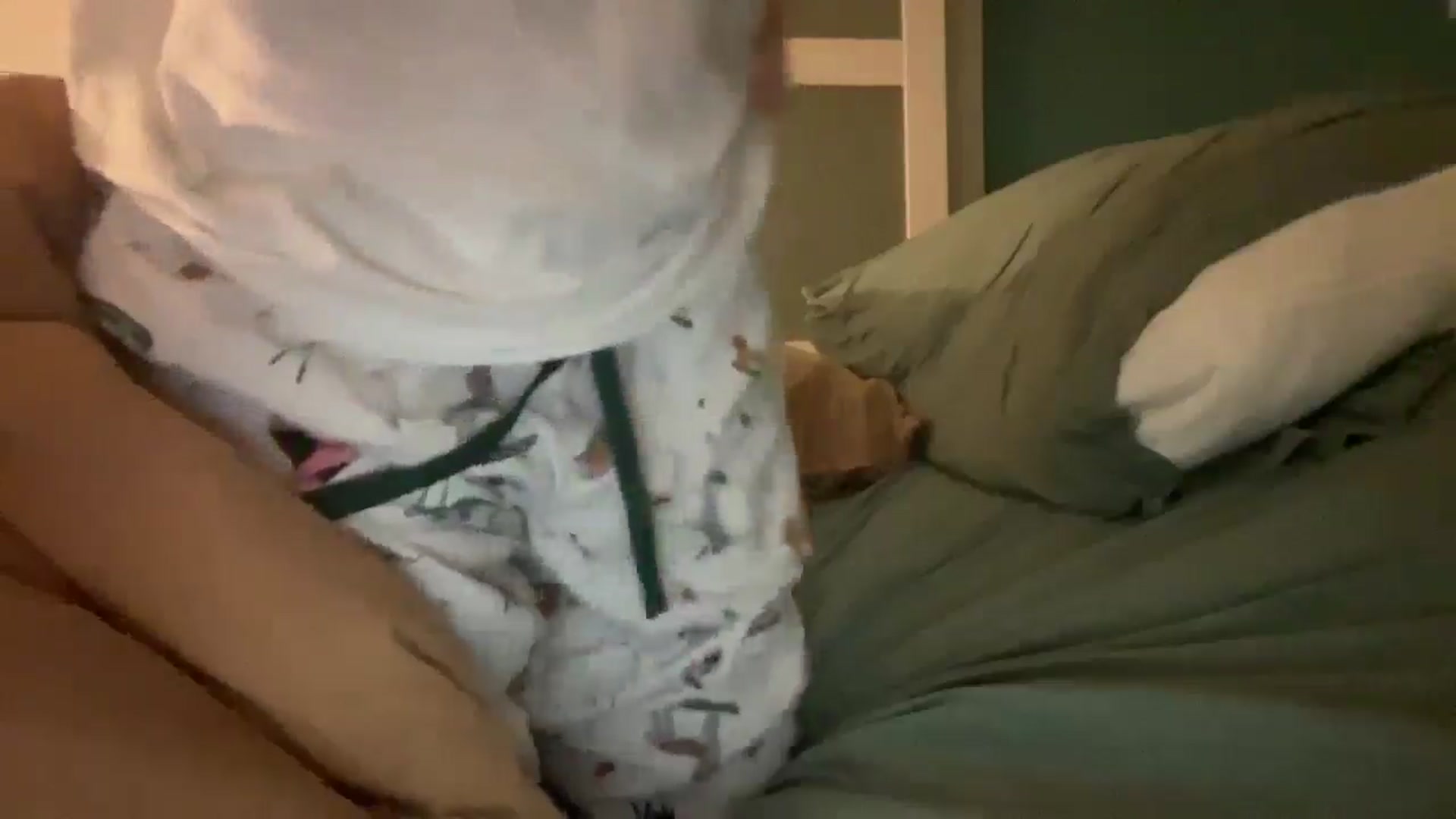 Gallery image thumbnail from imava's myfreecams stream on, 10/31/2025, 21:15 image 19 of 20