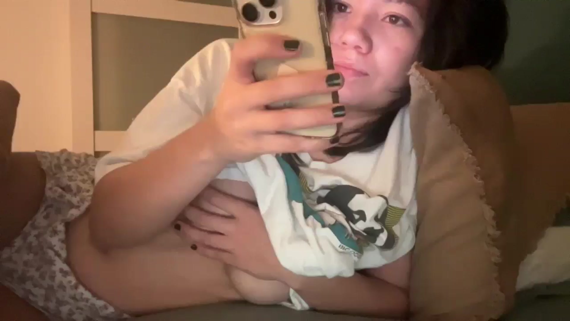 Gallery image thumbnail from imava's myfreecams stream on, 11/01/2025, 23:03 image 13 of 20