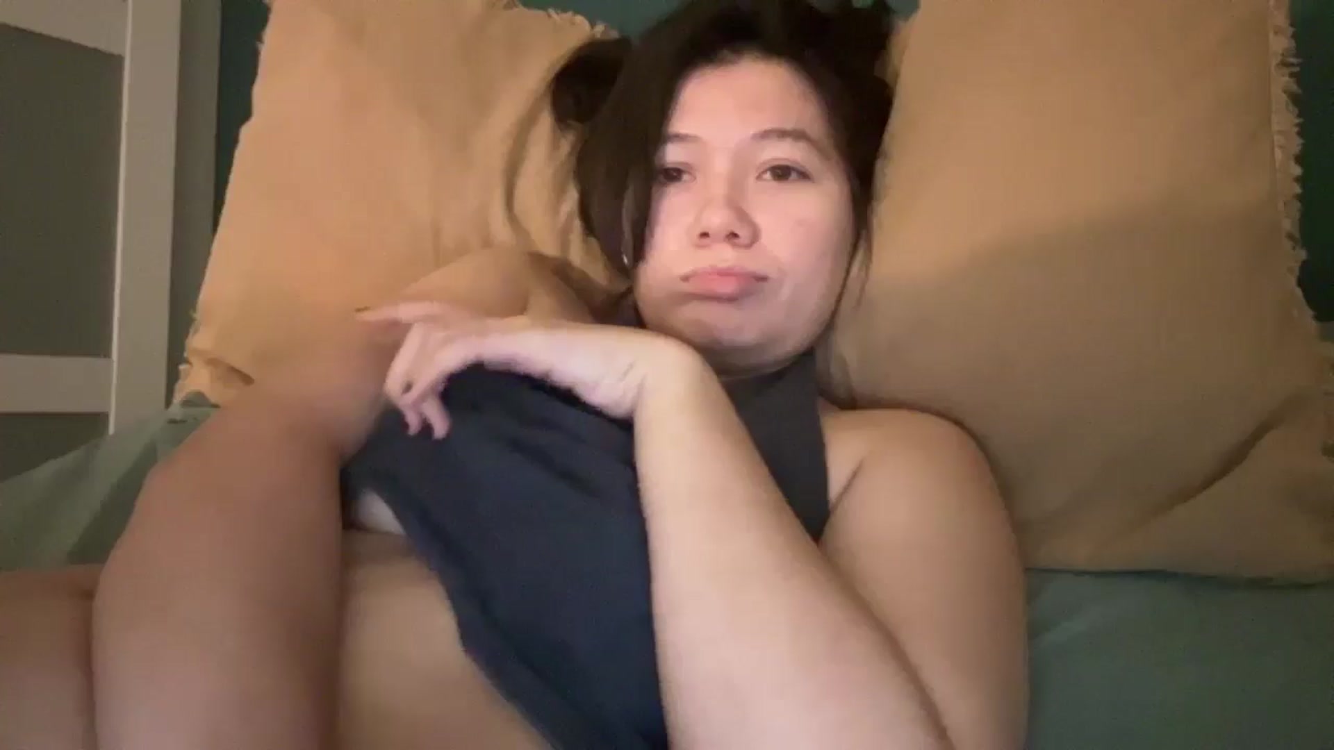 Gallery image thumbnail from imava's myfreecams stream on, 11/02/2025, 23:04 image 14 of 20