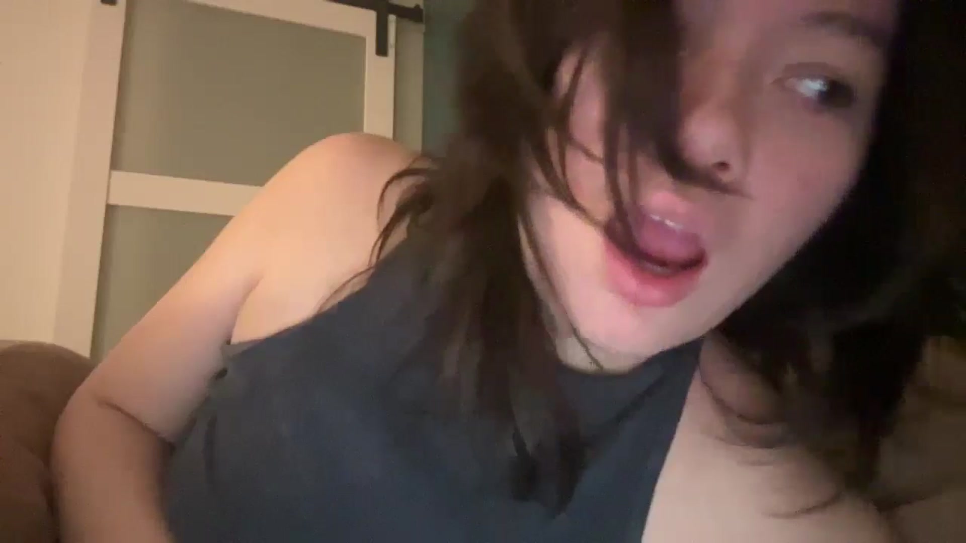 Gallery image thumbnail from imava's myfreecams stream on, 11/03/2025, 04:38 image 7 of 20
