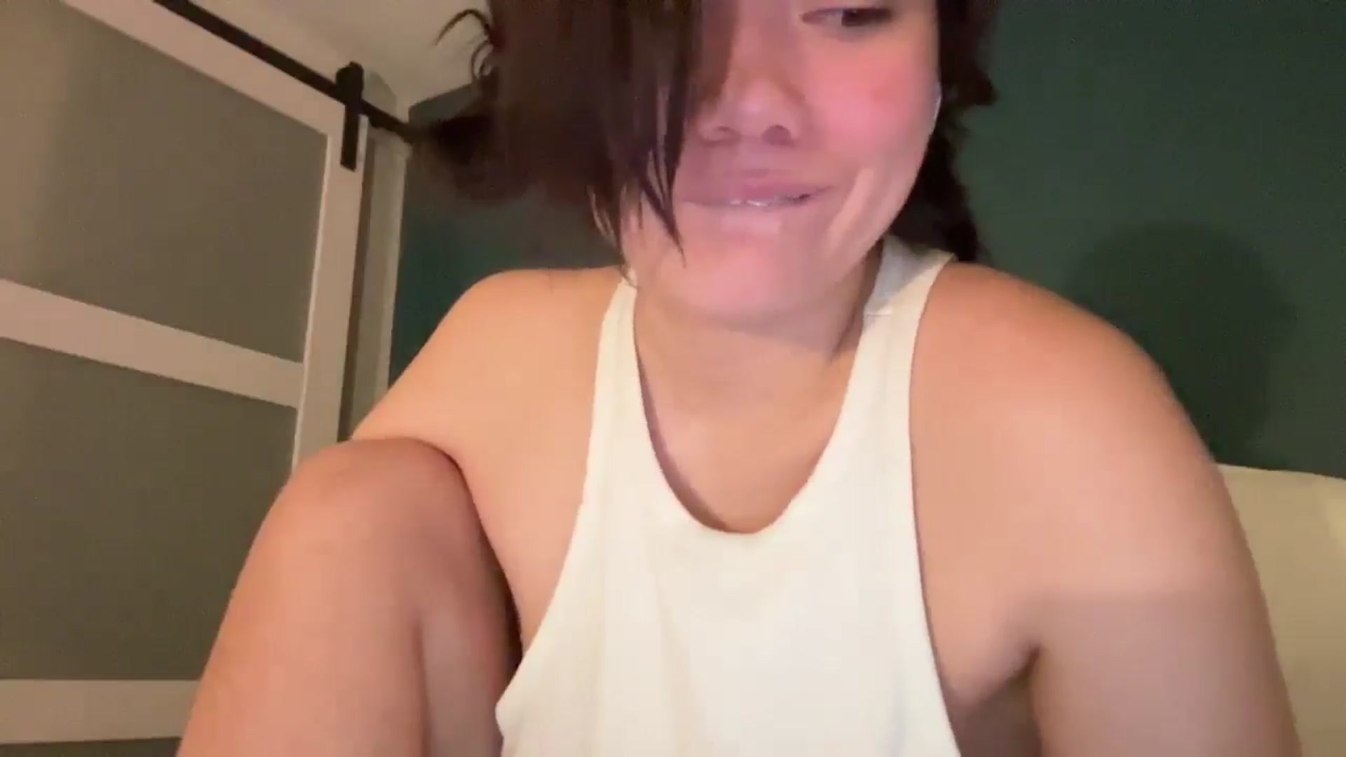 Gallery image thumbnail from imava's myfreecams stream on, 11/05/2025, 08:38 image 4 of 20