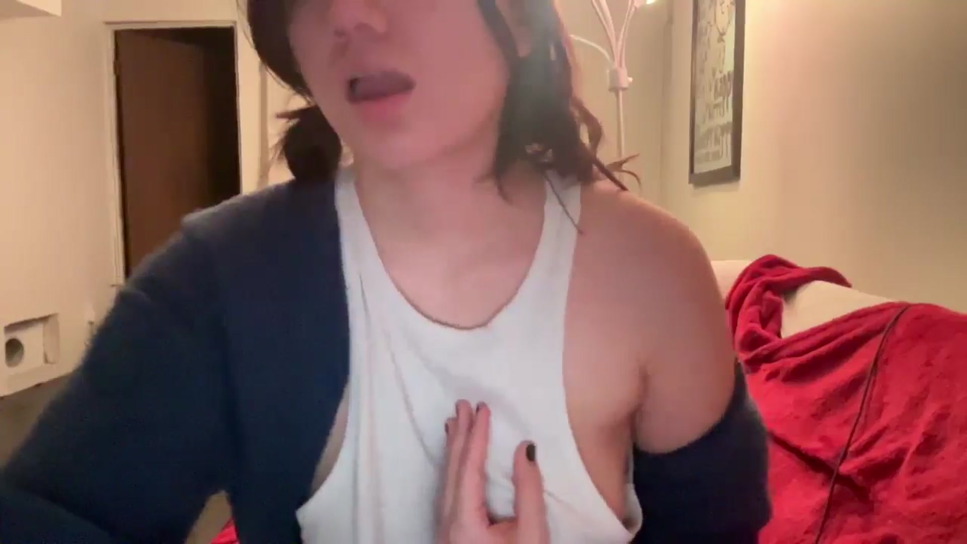 Gallery image thumbnail from imava's myfreecams stream on, 11/05/2025, 21:16 image 7 of 20