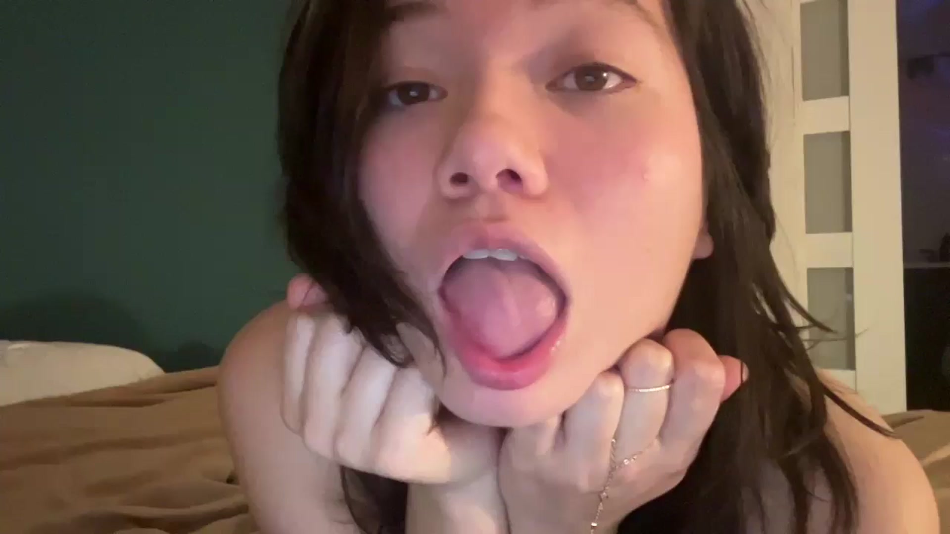 Gallery image thumbnail from imava's myfreecams stream on, 11/21/2025, 21:16 image 1 of 20