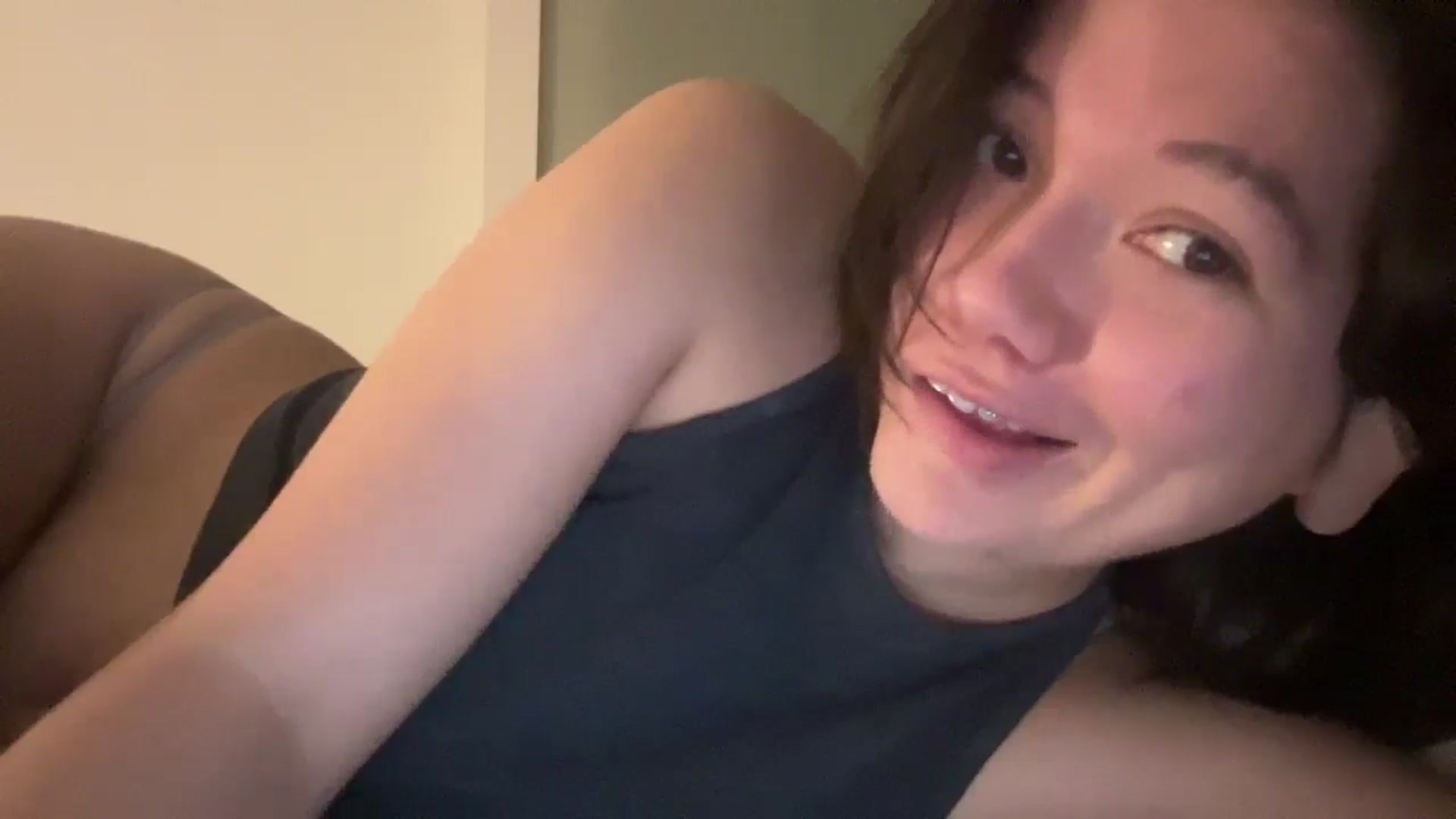 Gallery image thumbnail from imava's myfreecams stream on, 11/21/2025, 21:16 image 17 of 20