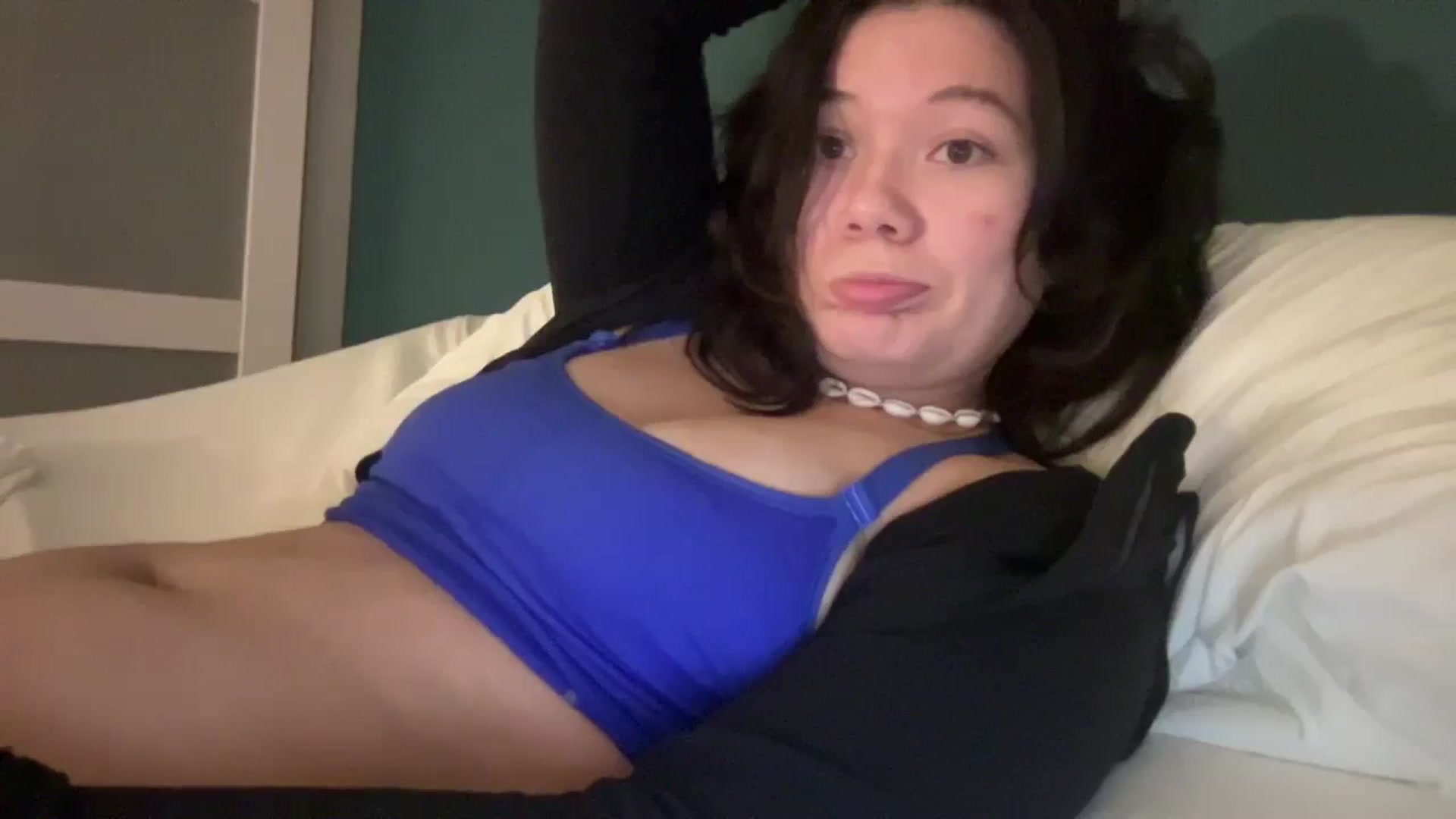 Gallery image thumbnail from imava's myfreecams stream on, 11/23/2025, 02:11 image 20 of 20