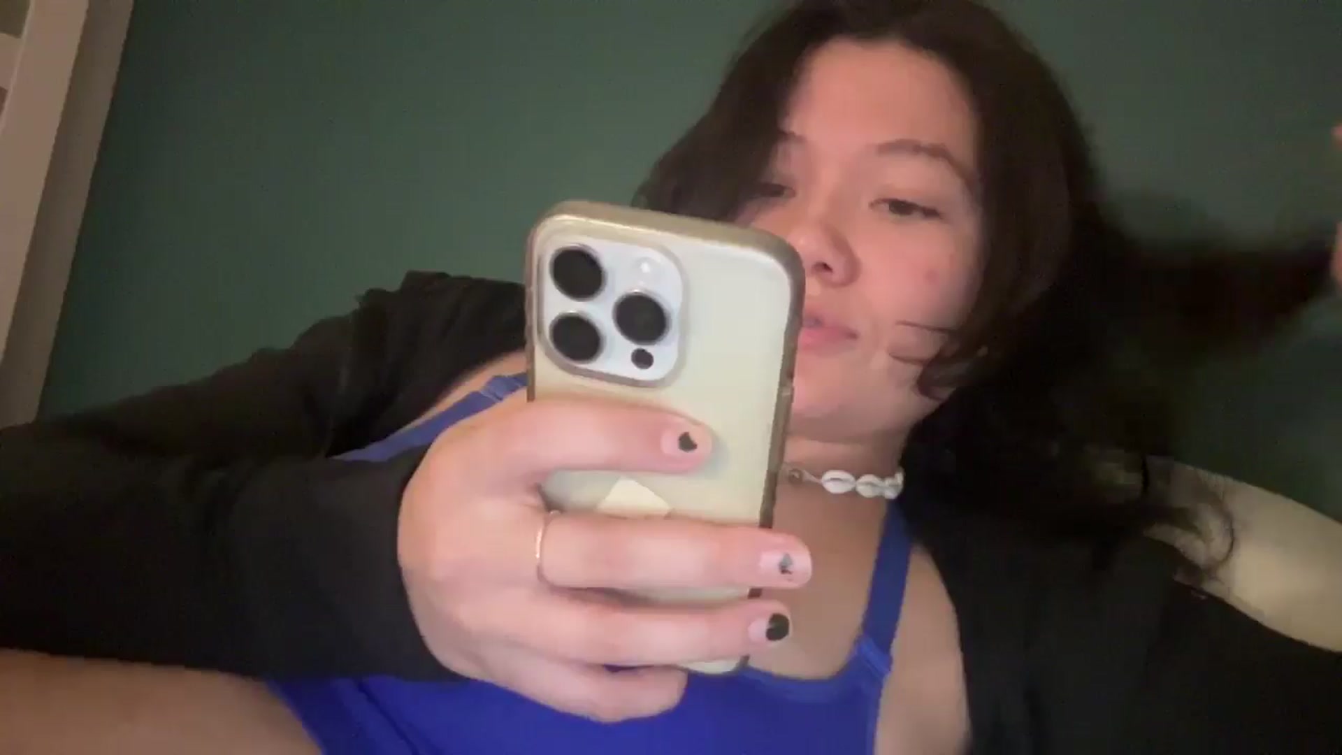 Gallery image thumbnail from imava's myfreecams stream on, 11/23/2025, 06:35 image 16 of 20