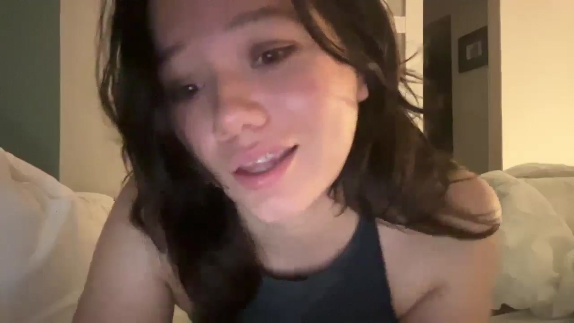 Gallery image thumbnail from imava's myfreecams stream on, 11/24/2025, 02:03 image 13 of 20