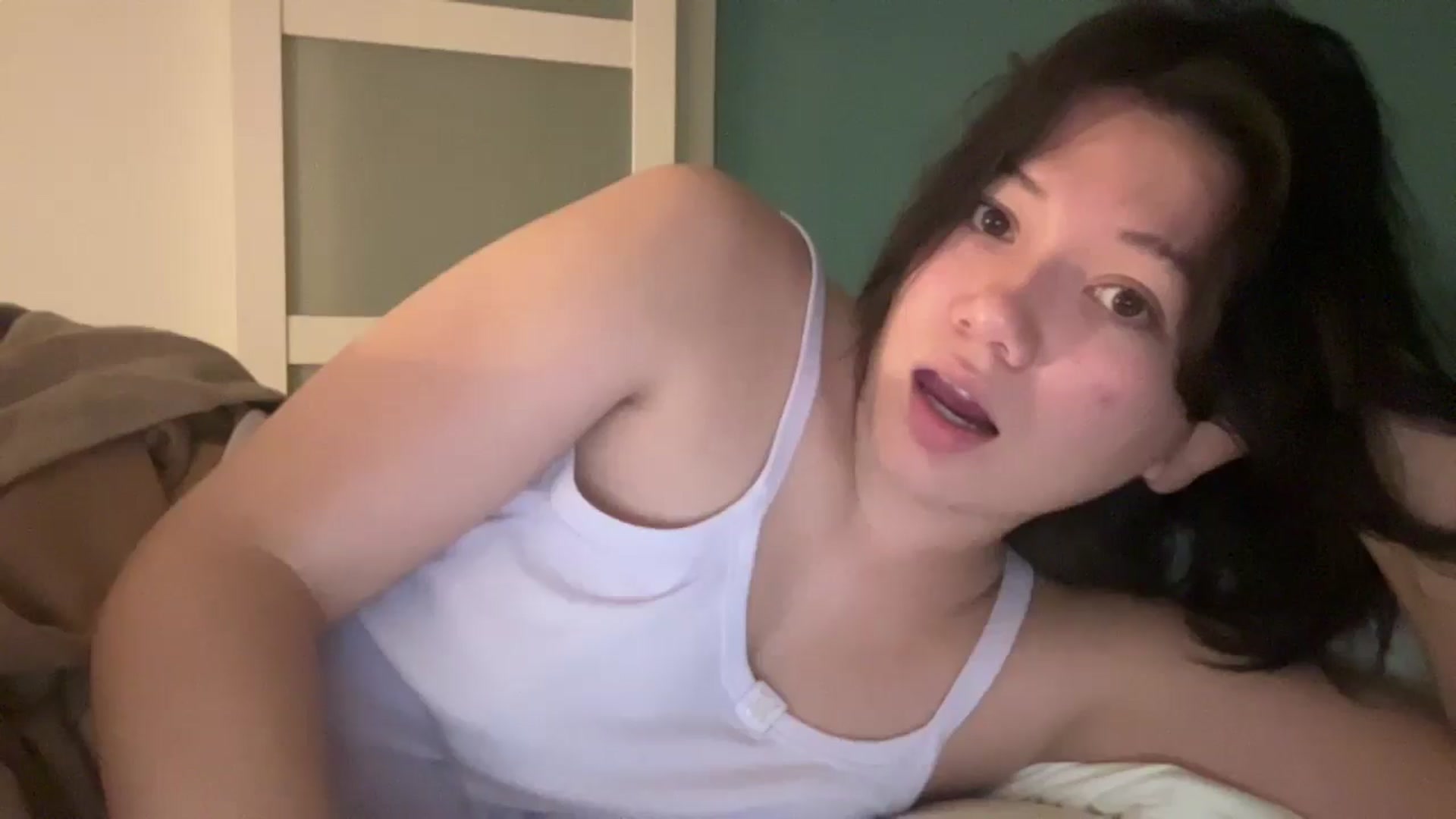 Gallery image thumbnail from imava's myfreecams stream on, 11/24/2025, 06:57 image 10 of 20