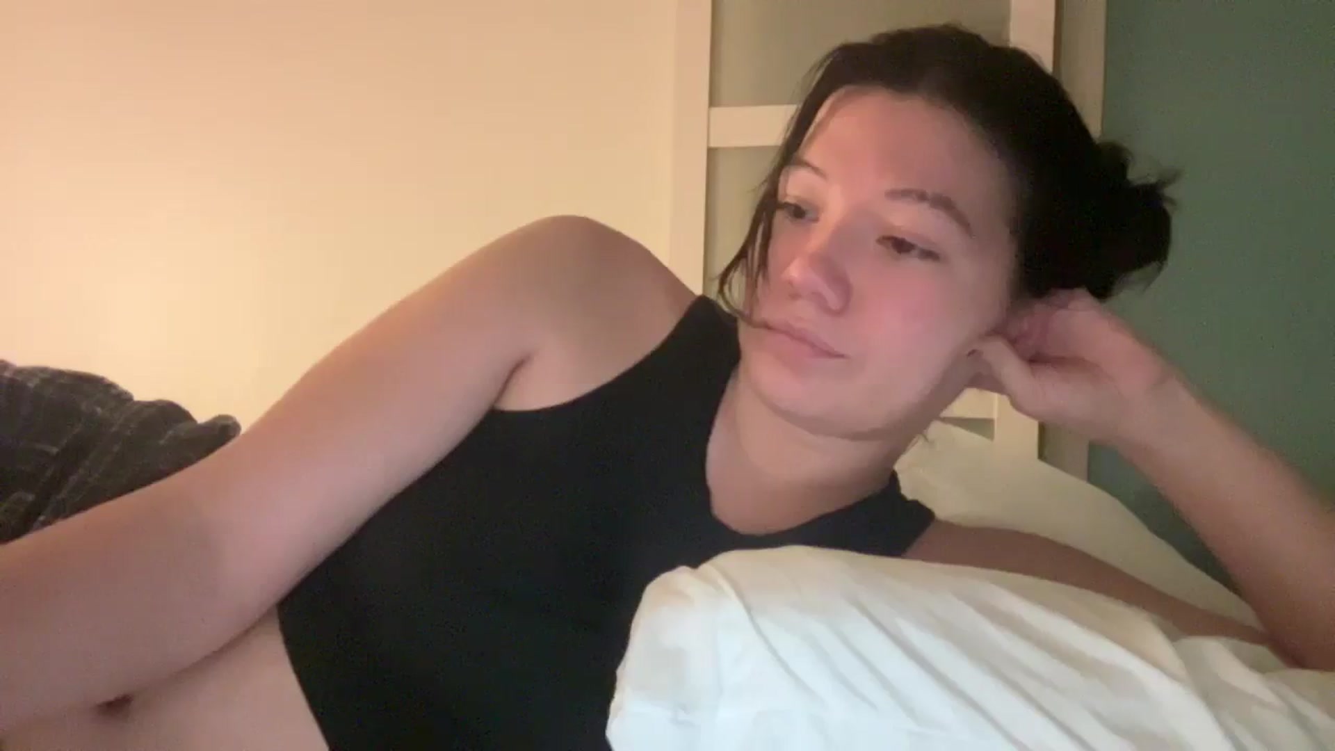 Gallery image thumbnail from imava's myfreecams stream on, 11/26/2025, 05:41 image 15 of 20