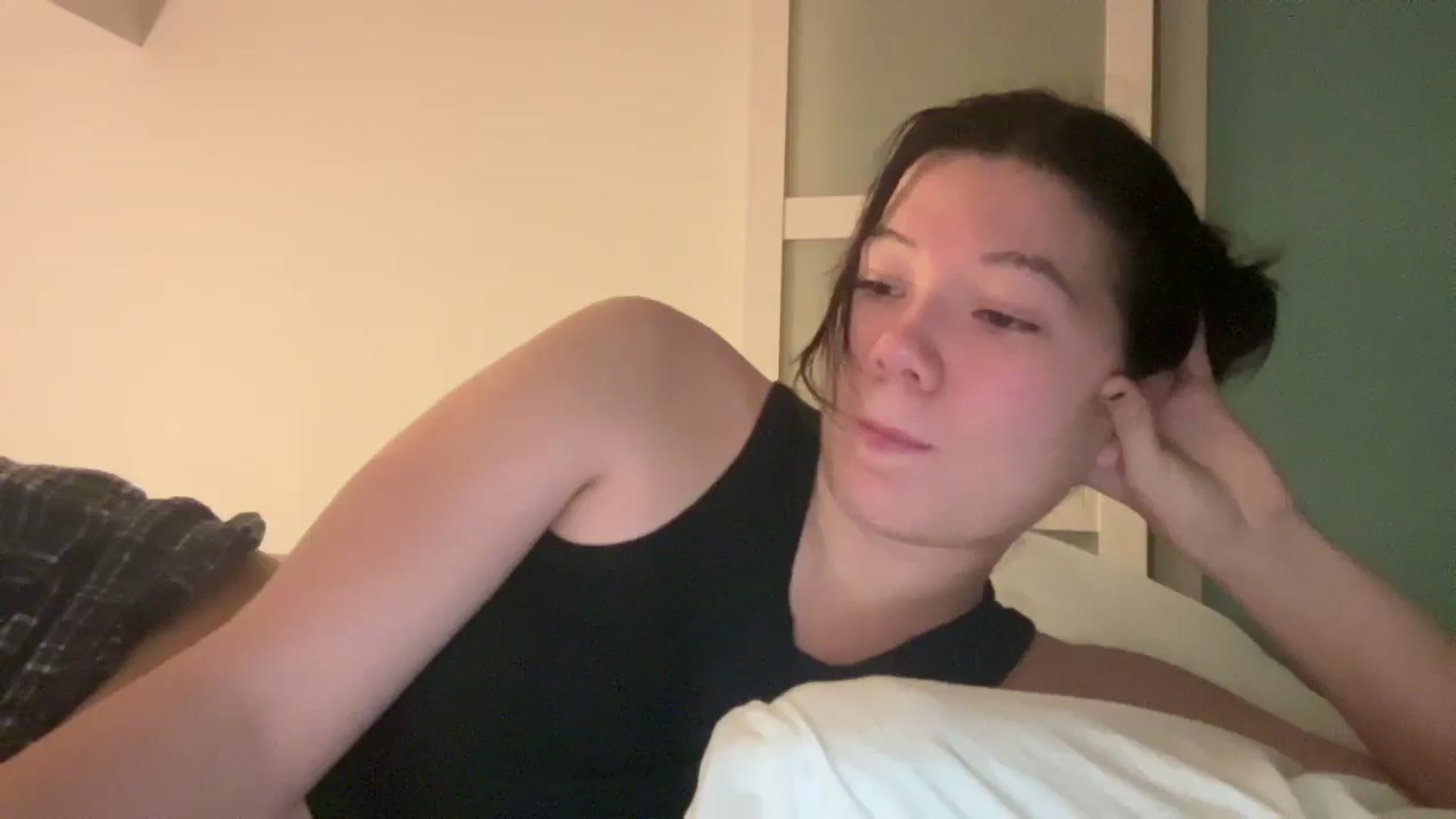Gallery image thumbnail from imava's myfreecams stream on, 11/26/2025, 05:41 image 6 of 20
