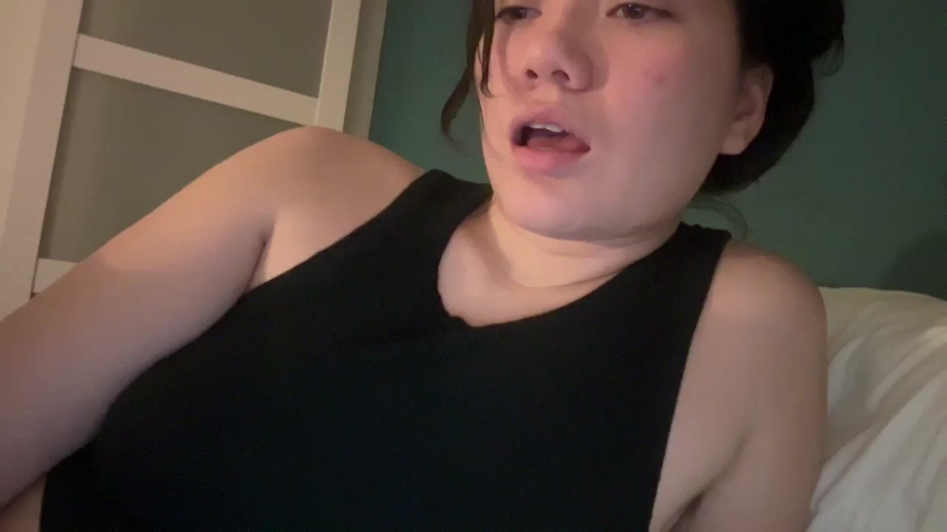 Gallery image thumbnail from imava's myfreecams stream on, 11/26/2025, 07:02 image 2 of 20