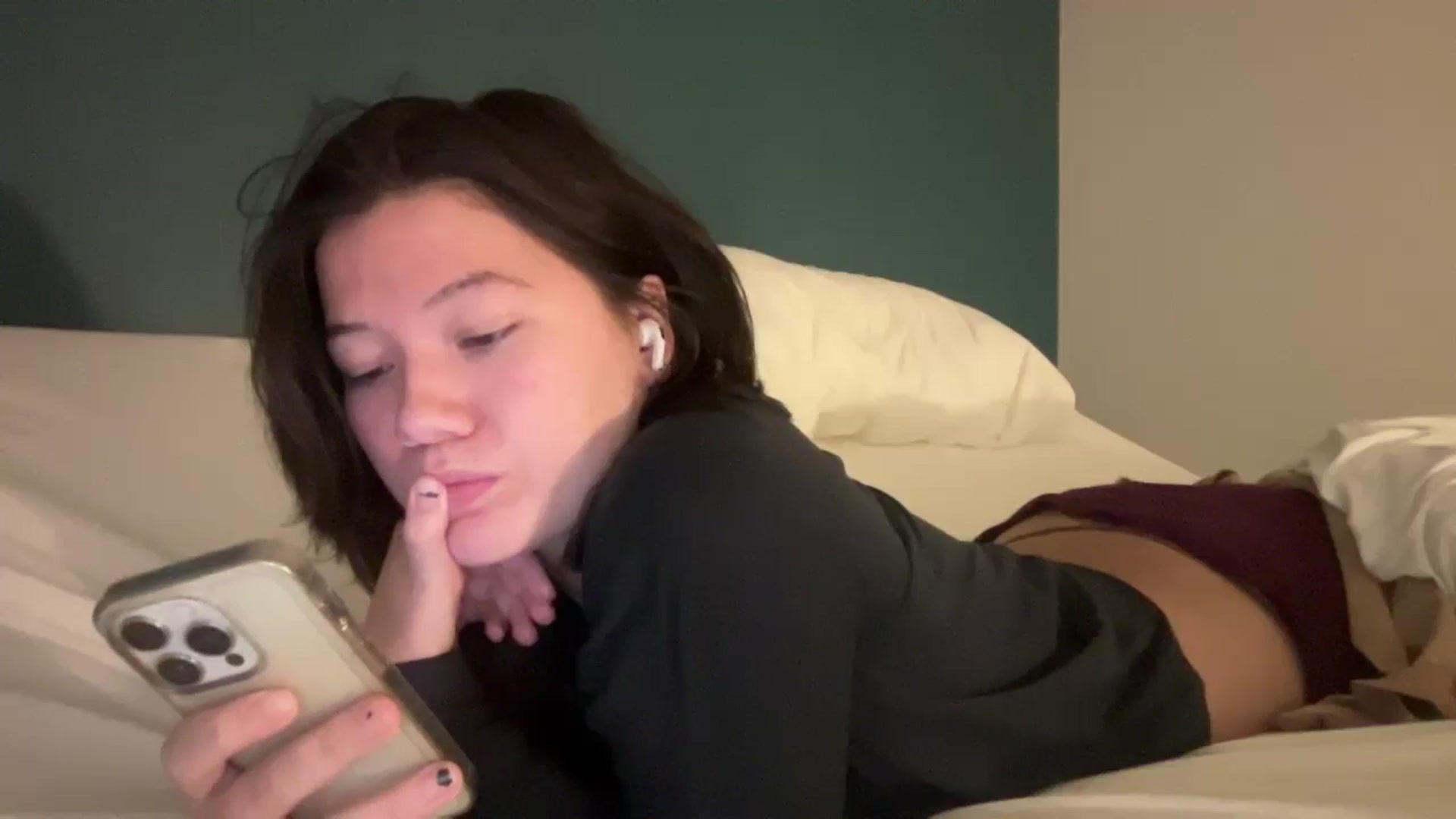 Gallery image thumbnail from imava's myfreecams stream on, 12/04/2025, 22:13 image 18 of 20