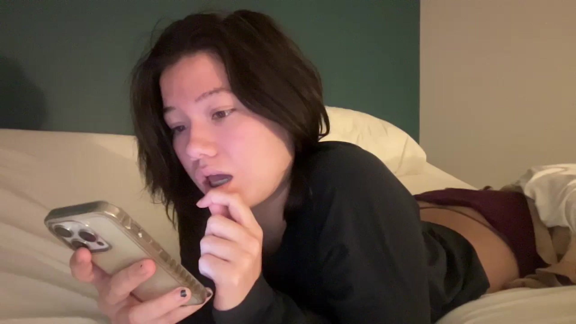 Gallery image thumbnail from imava's myfreecams stream on, 12/04/2025, 22:13 image 17 of 20