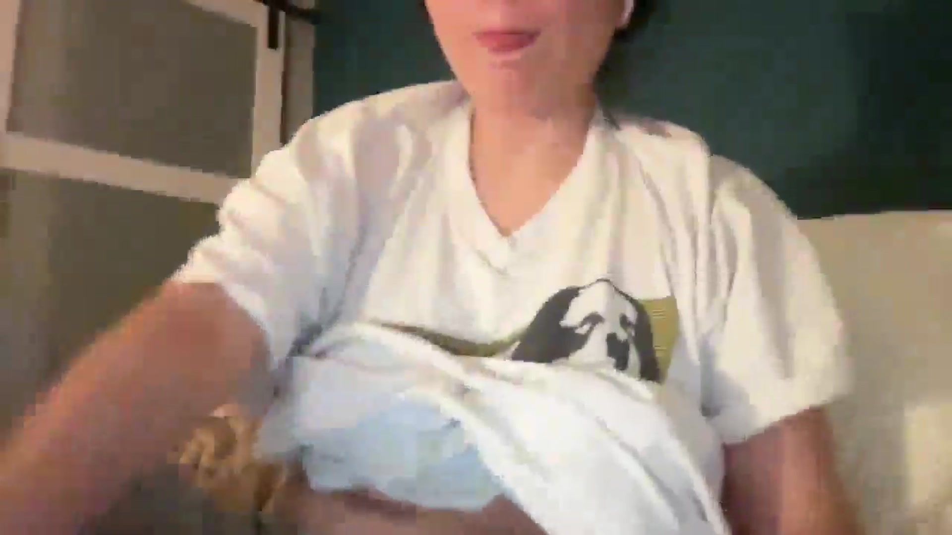 Gallery image thumbnail from imava's myfreecams stream on, 12/09/2025, 10:51 image 4 of 20