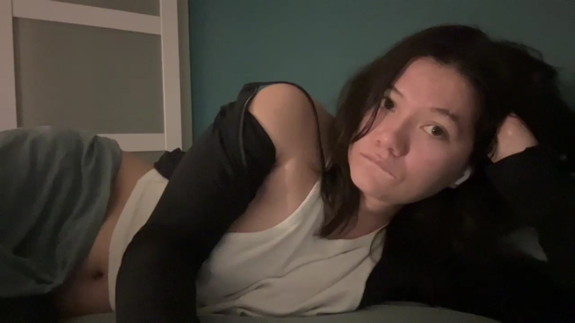 Gallery image thumbnail from imava's myfreecams stream on, 12/10/2025, 09:30 image 2 of 20