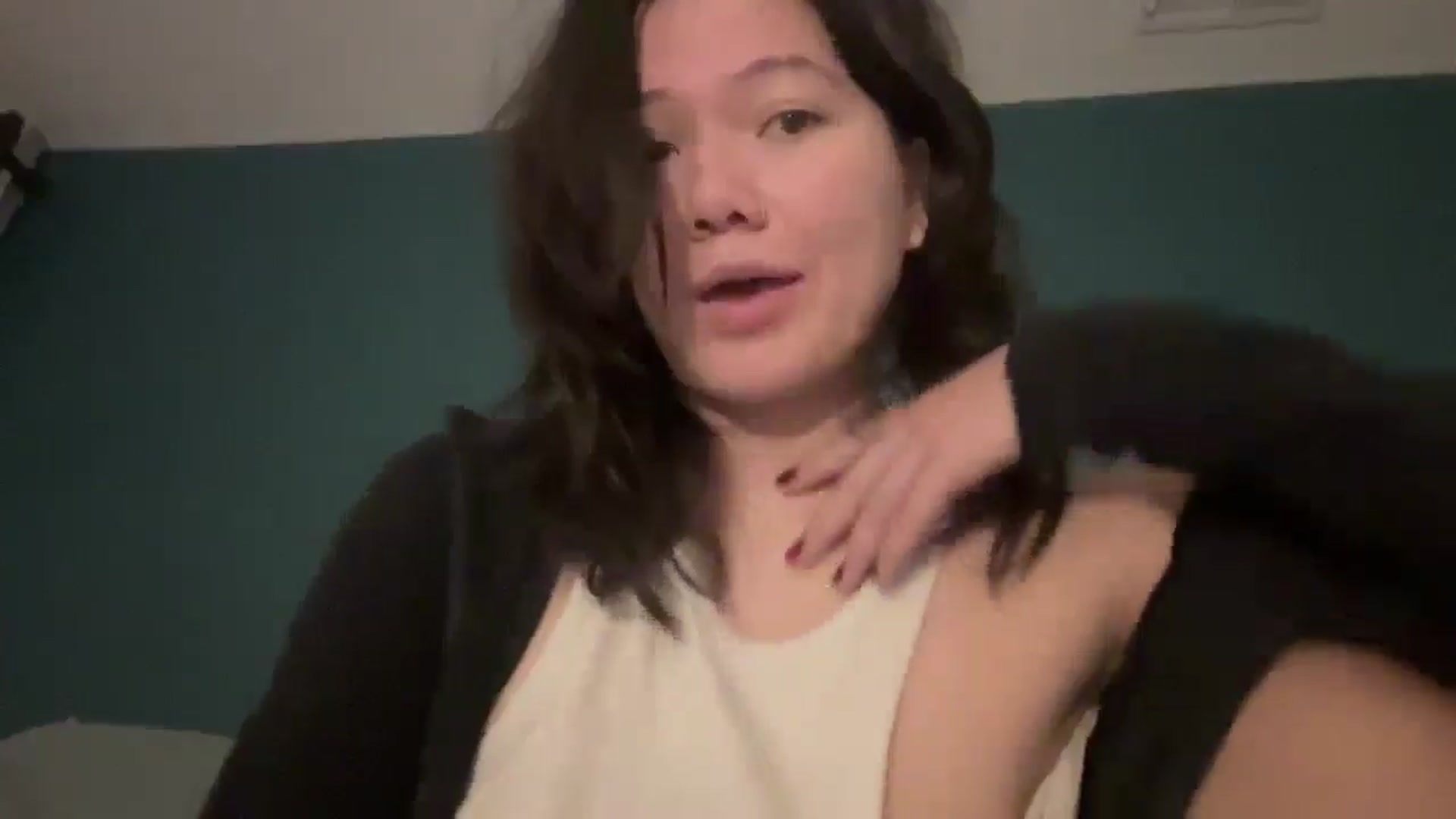 Gallery image thumbnail from imava's myfreecams stream on, 12/10/2025, 19:12 image 12 of 20