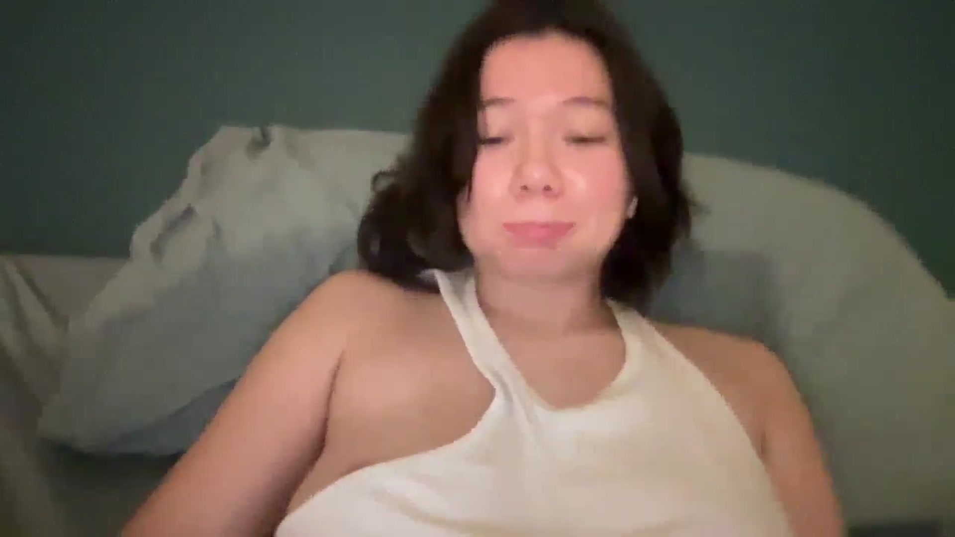 Gallery image thumbnail from imava's myfreecams stream on, 12/13/2025, 08:57 image 2 of 20