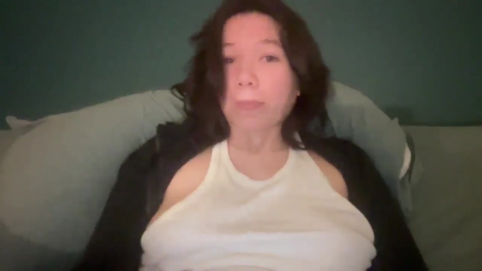 Gallery image thumbnail from imava's myfreecams stream on, 12/15/2025, 08:35 image 20 of 20