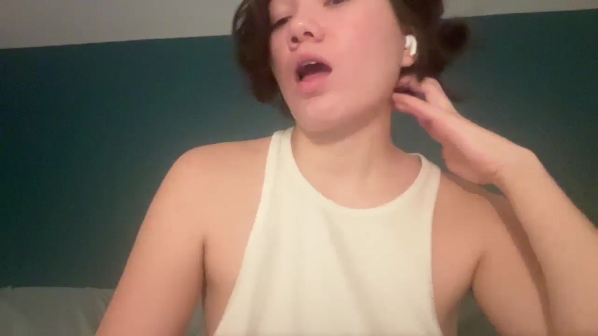 Gallery image thumbnail from imava's myfreecams stream on, 12/15/2025, 13:08 image 18 of 20