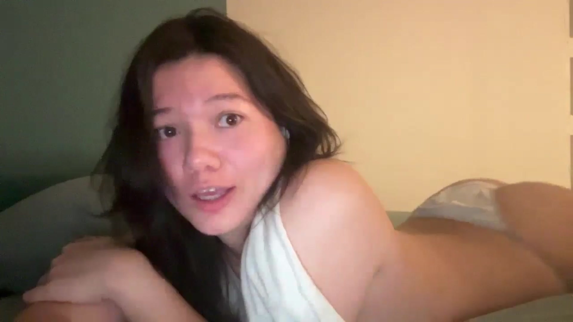 Gallery image thumbnail from imava's myfreecams stream on, 12/18/2025, 05:47 image 19 of 20