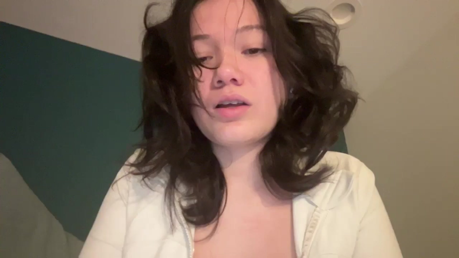 Gallery image thumbnail from imava's myfreecams stream on, 12/24/2025, 09:57 image 10 of 20