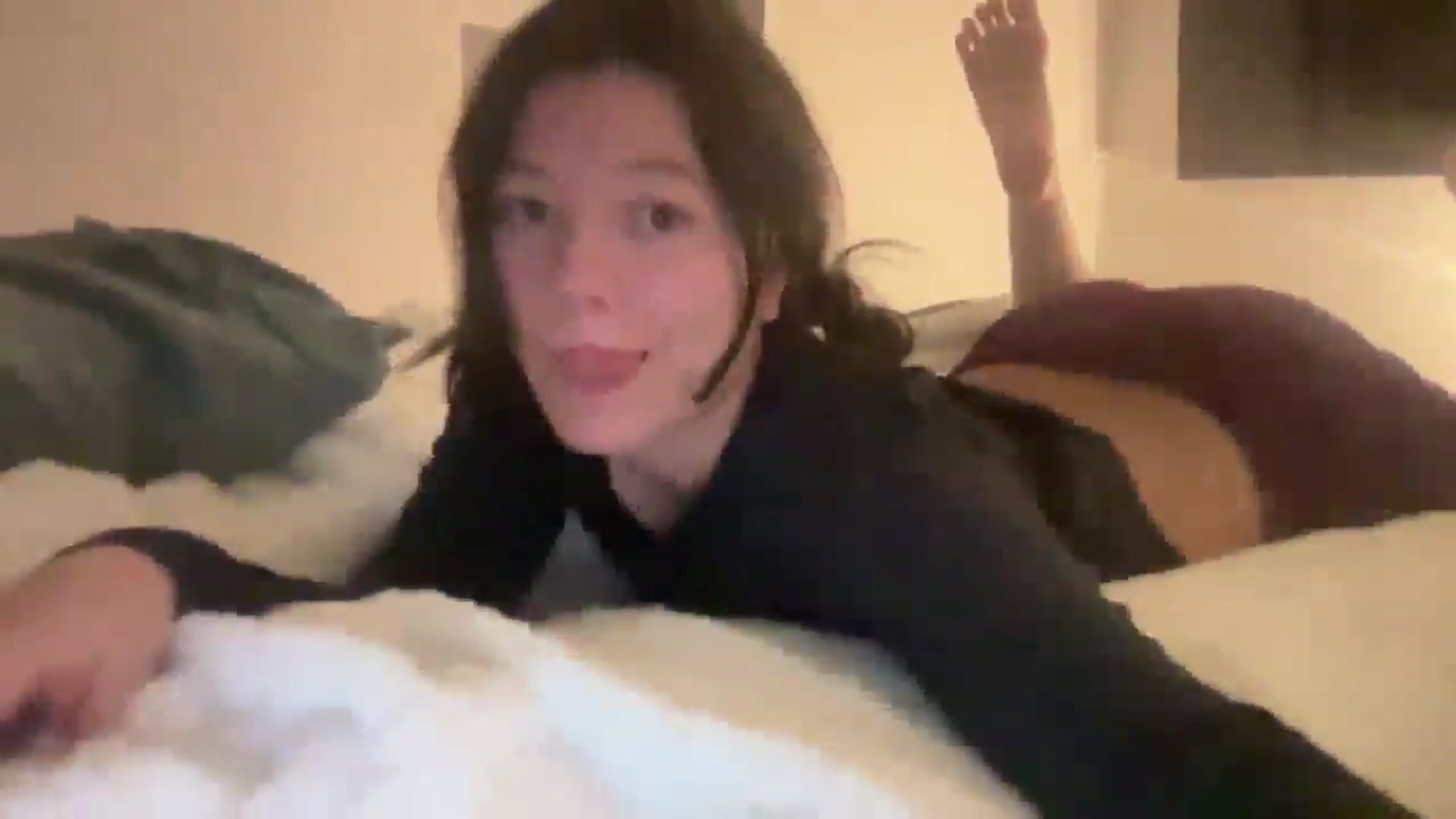 Gallery image thumbnail from imava's myfreecams stream on, 01/02/2026, 20:30 image 9 of 20