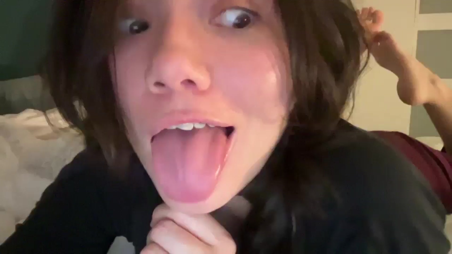 Gallery image thumbnail from imava's myfreecams stream on, 01/03/2026, 06:10 image 1 of 20