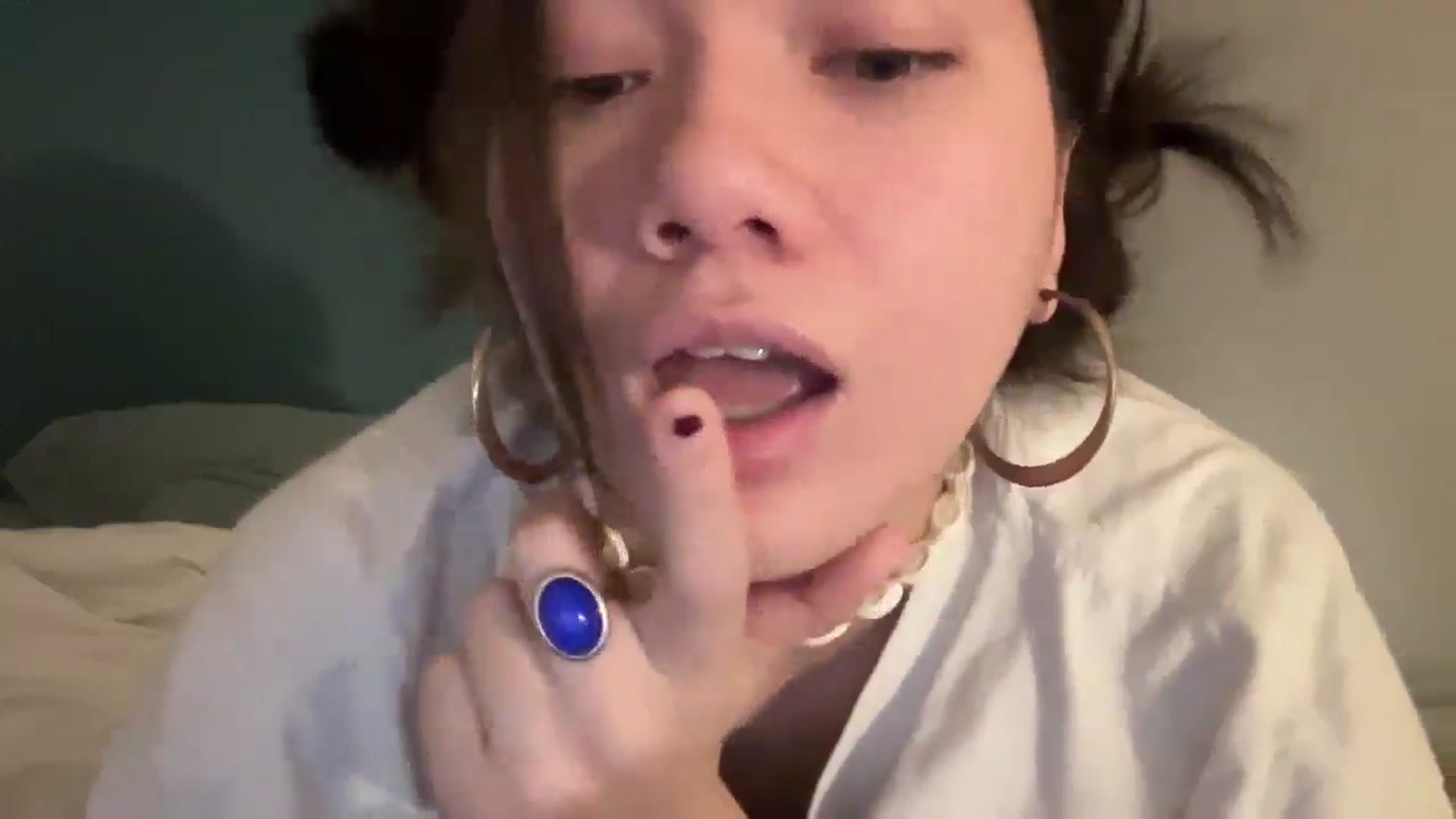 Gallery image thumbnail from imava's myfreecams stream on, 01/09/2026, 20:53 image 9 of 20