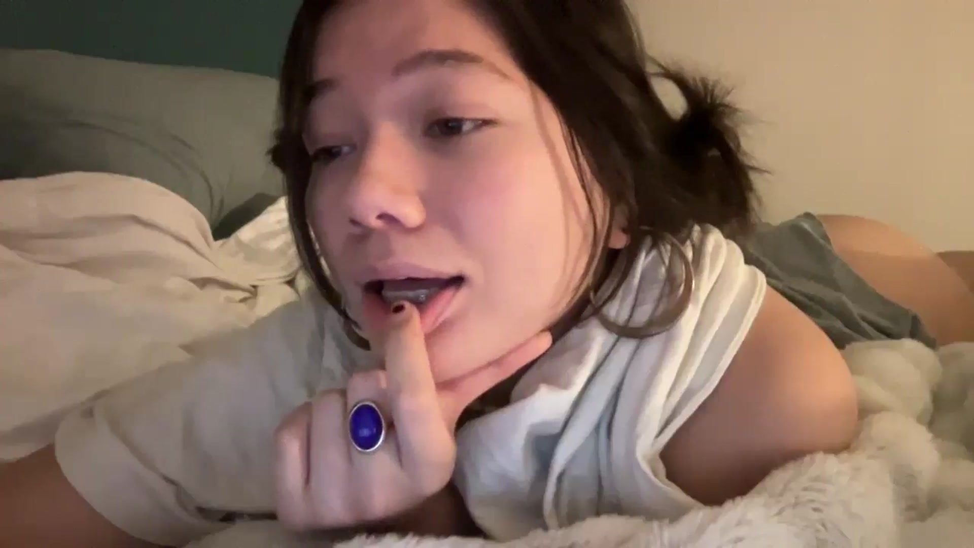 Gallery image thumbnail from imava's myfreecams stream on, 01/09/2026, 20:53 image 20 of 20